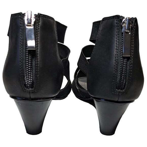 Coach & Four Women's Size 8 Strappy Ankle Sandals Small Heel - Picture 5 of 13